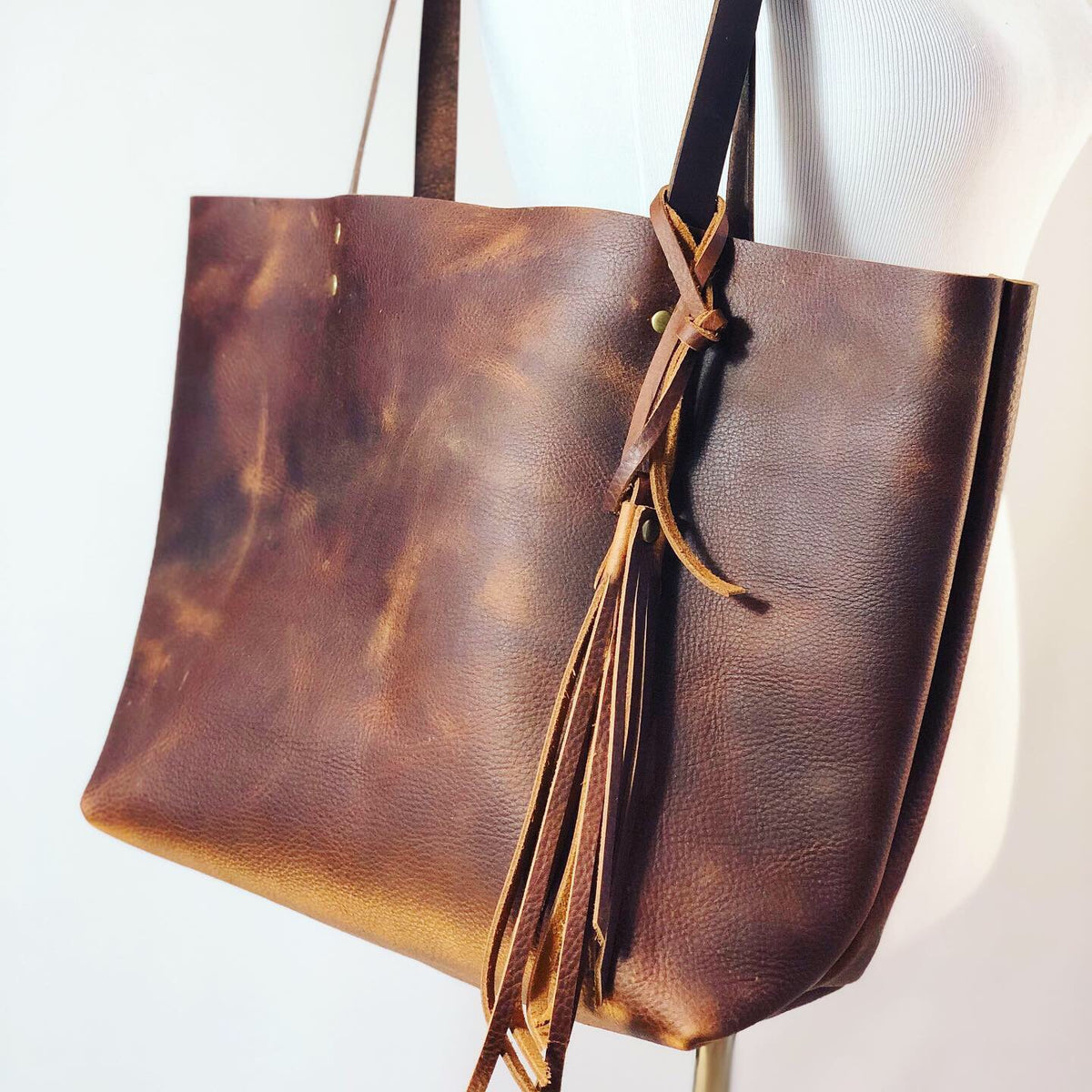 Basic leather 2025 tote bag