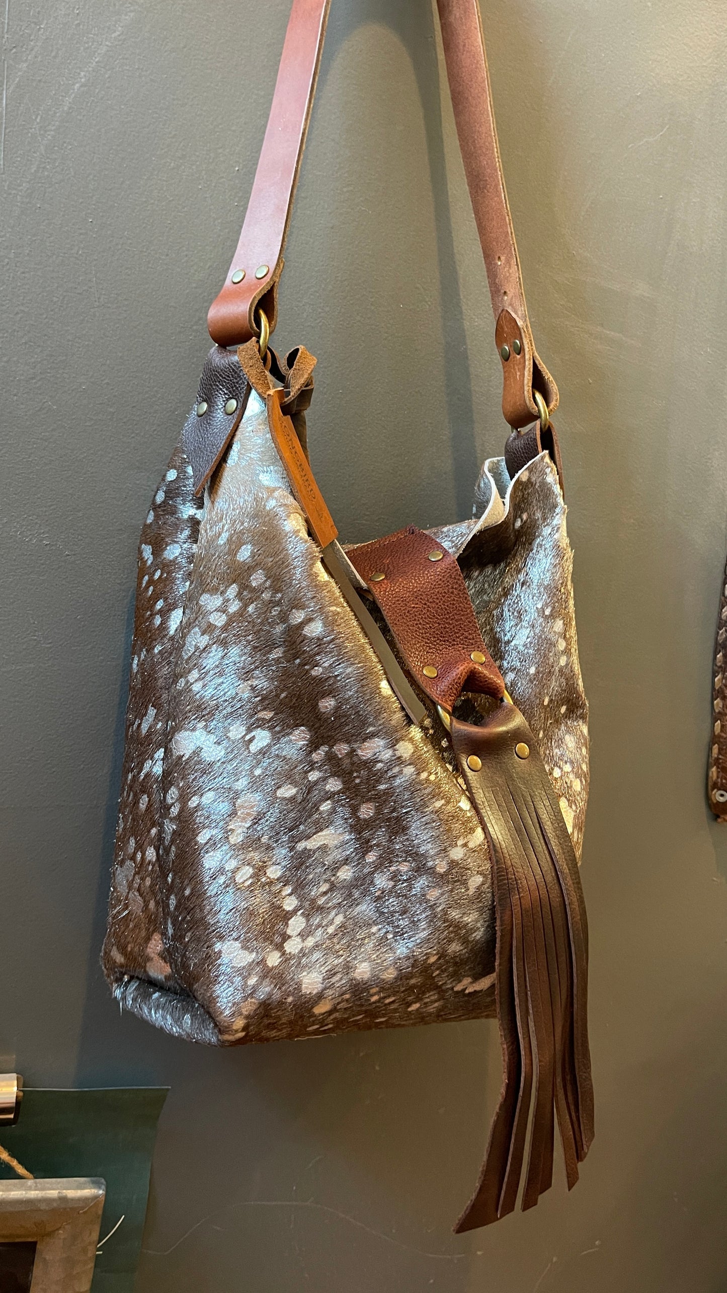 Metallic Spotted Cowhide No.1