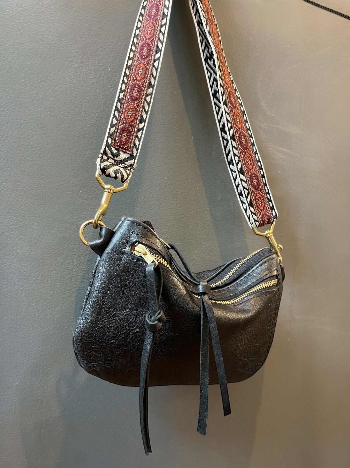 Black Maiya - ready to ship