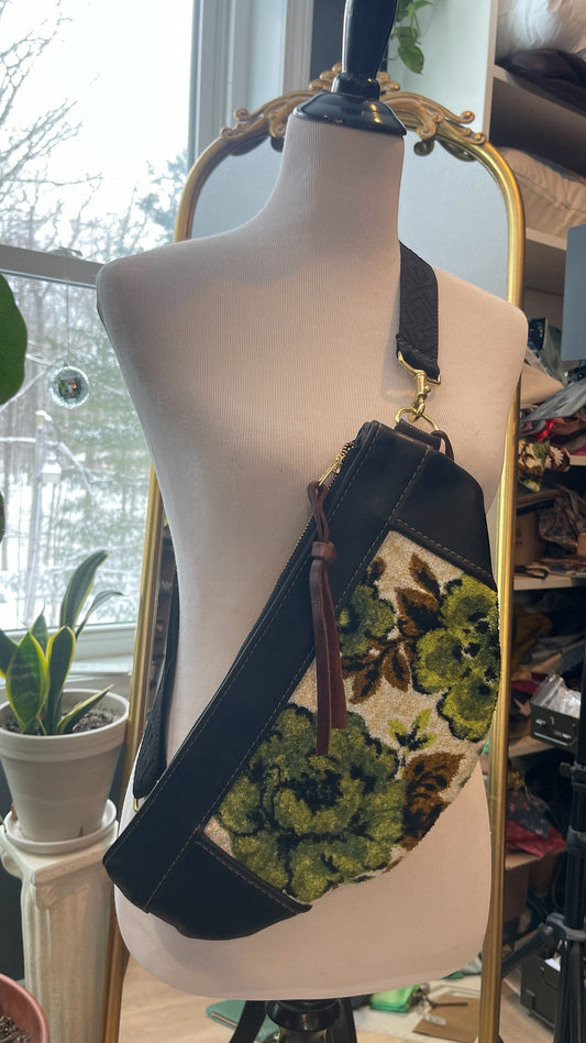 Green Granny Sling